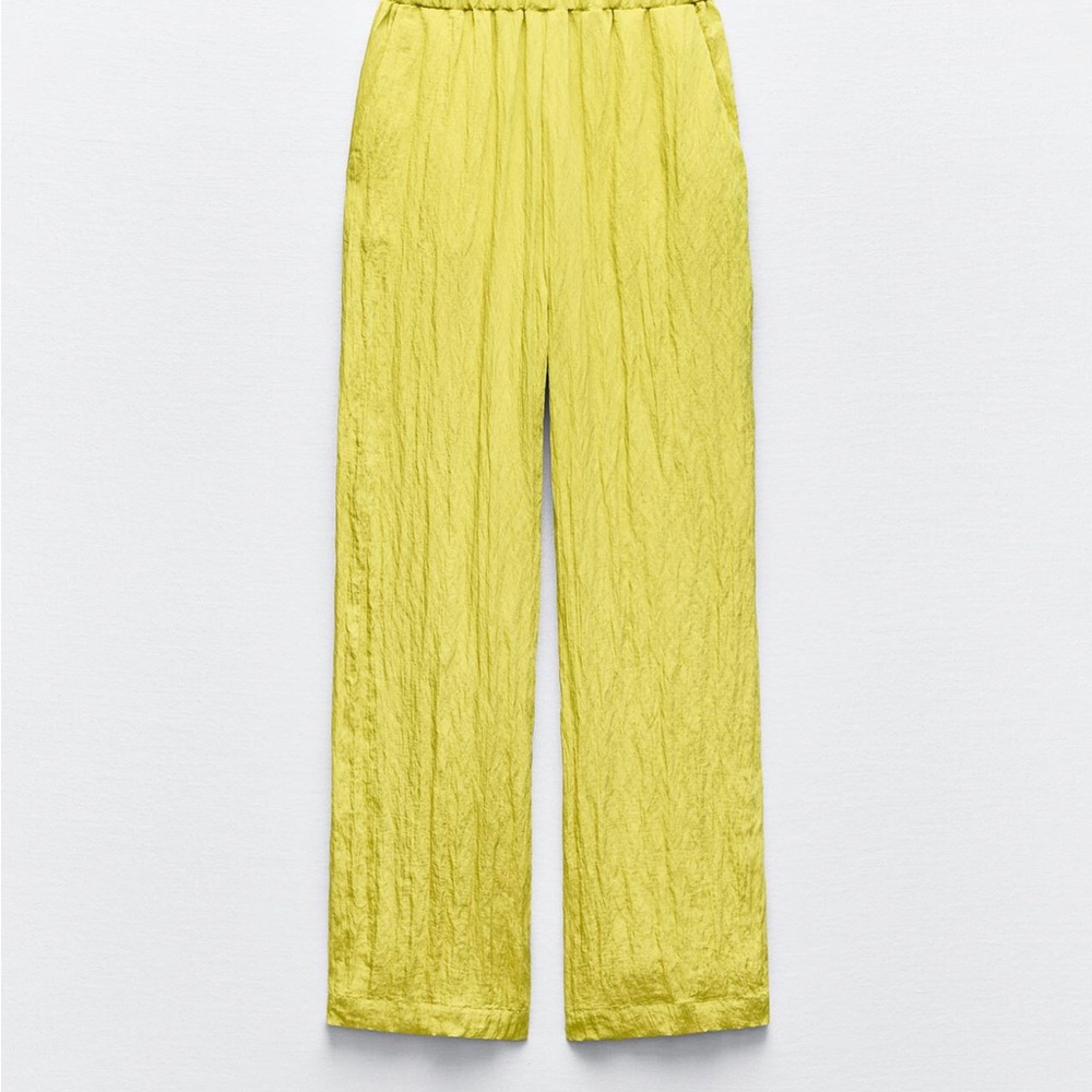 NWT - Zara wrinkled effect wide leg pants